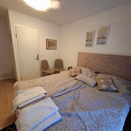 Guesthouse Unique Σαράγεβο Δωμάτιο φωτογραφία