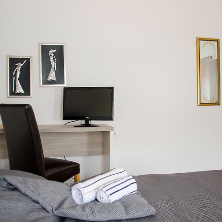 Guesthouse Unique Σαράγεβο Εξωτερικό φωτογραφία